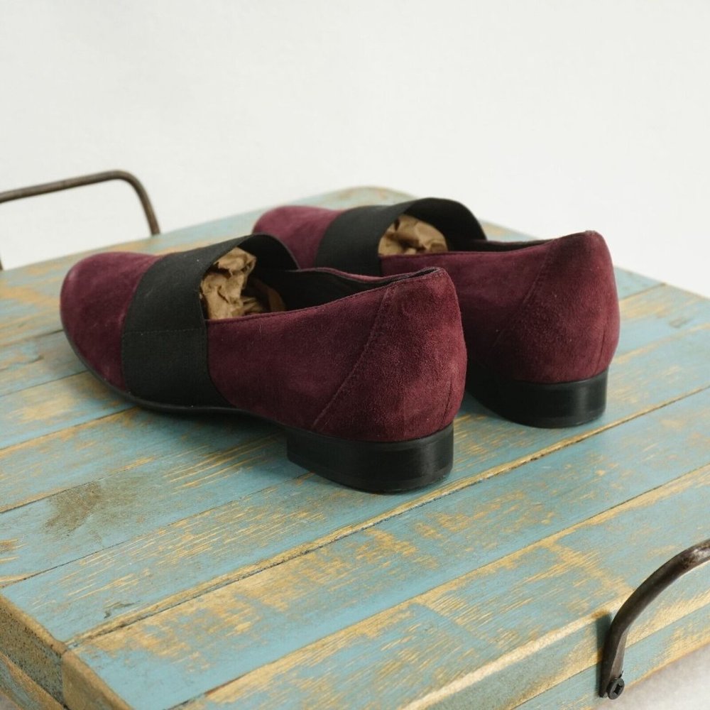 Clarks Unstructured Womens Un Blush Loafers Size 5 M Burgundy Red Black Suede - Picture 6 of 11